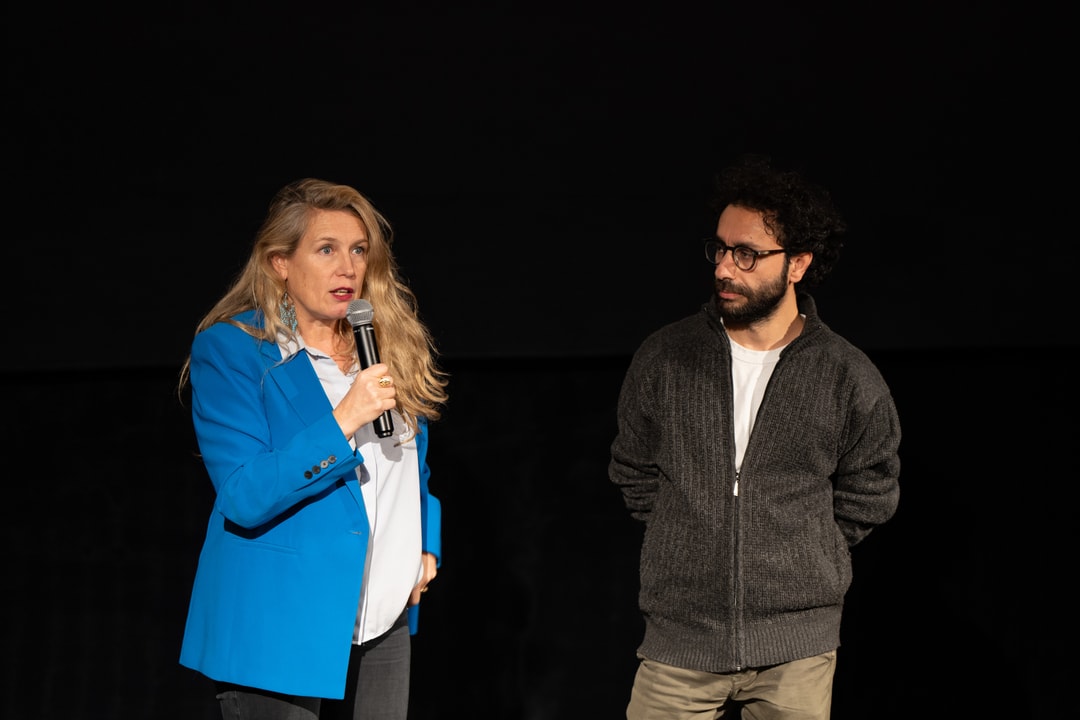 Pascale Bourgaux et Mohammad Shaikhow parlent de leur film "Hawar, nos enfants bannis" (©Johan Friedli/Prix Farel)